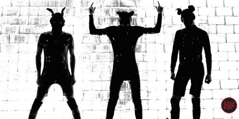 Handling a puppy requires it’s own set of skills